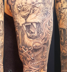 001 Black Grey Loewe Tattoo Studio Hamburg Skinworxx Studio