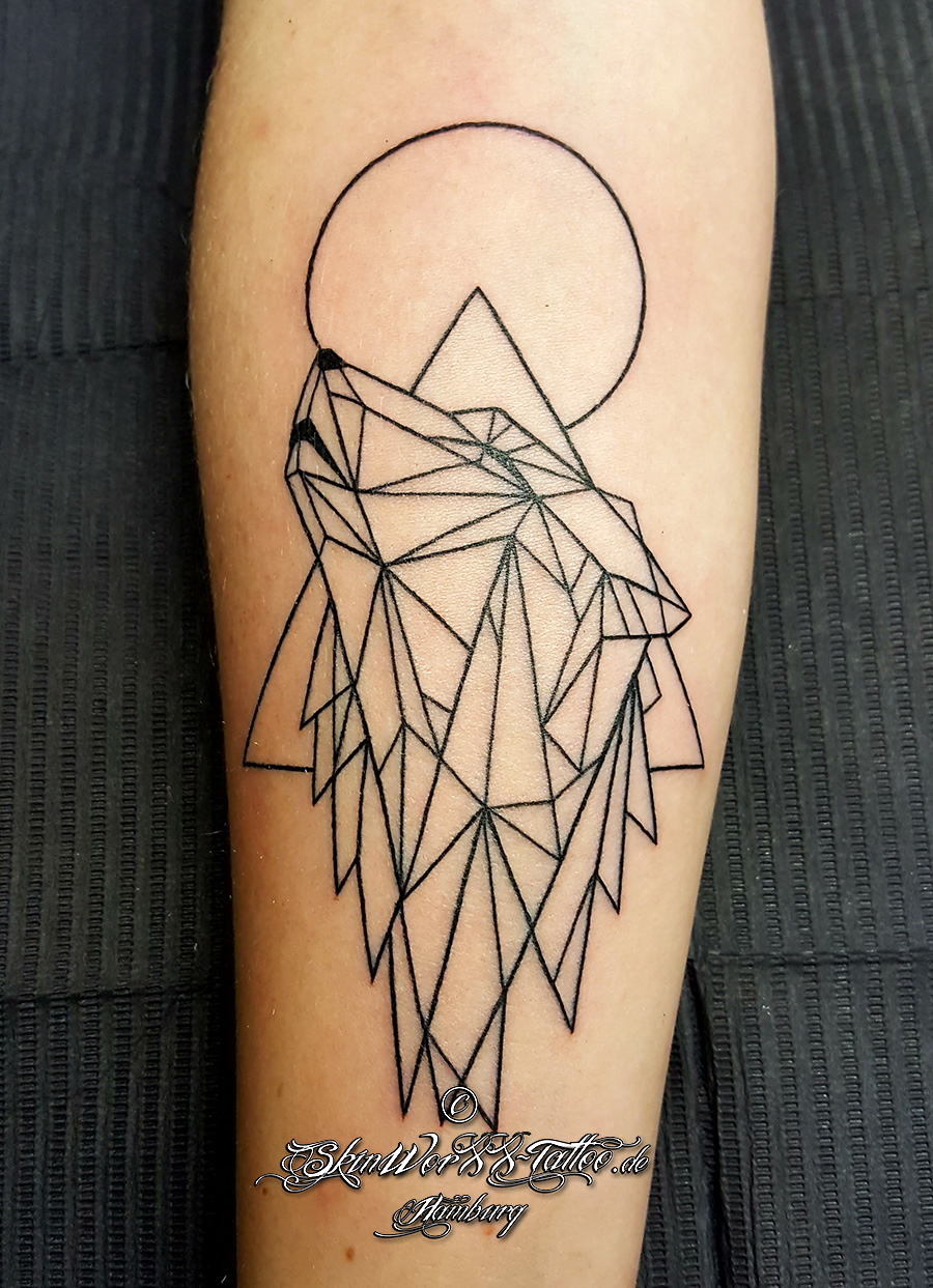 Graphic Art Tattoo by Annea Hamburg